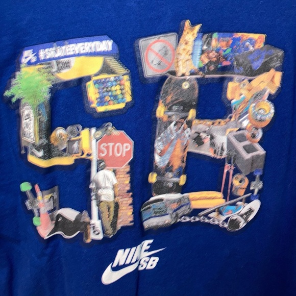 Nike Skateboarding Long Sleeve - Picture 6 of 7